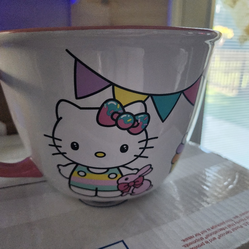 Hello Kitty Easter Mixing Bowl